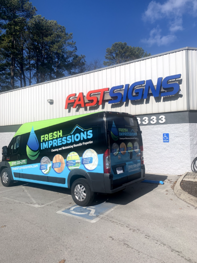 Vehicle Graphics-Wraps Photo